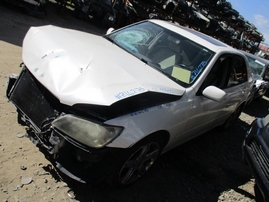 2001 LEXUS IS300 PEARL WHITE 3.0L AT Z16275